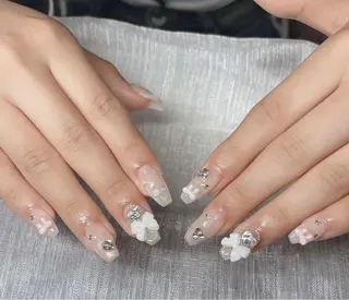 ネイル Lee Nailsのネイルデザイン