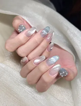ネイル LUKA NAILのネイルデザイン
