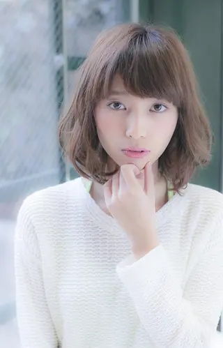 ミディアム YOKOI SHINJIのヘアスタイル