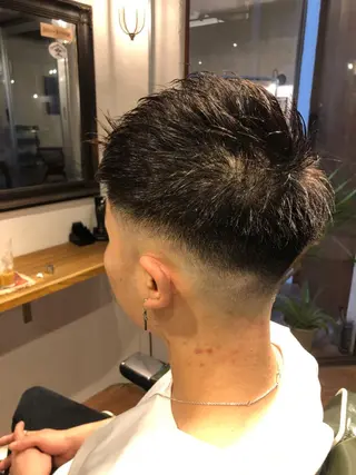 ショート メンズ 冨士川 英樹のヘアスタイル