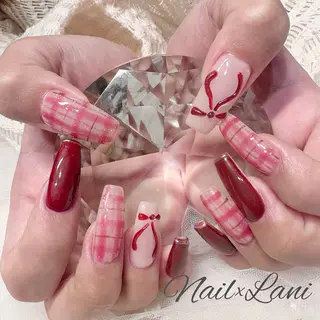 ネイル KOMINE SAAYAのネイルデザイン