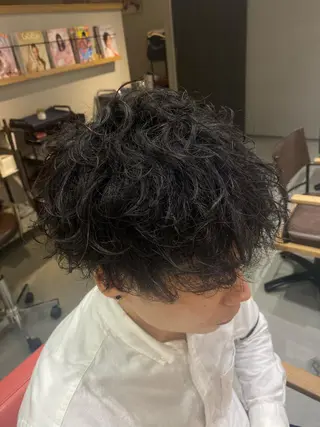 ショート パーマ メンズ 梅田茶屋町メンズ 専門美容師 山元一平のヘアスタイル
