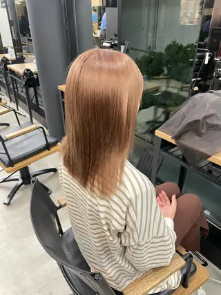 ミディアム カラー 伊藤 莉奈　韓国ヘアのヘアスタイル
