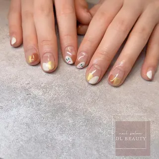 ネイル .. momoko🕊のネイルデザイン
