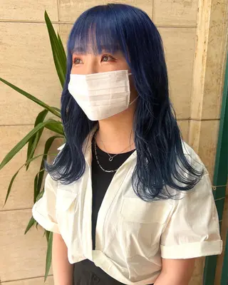 ロング カラー RAIMA ケアハイトーンのヘアスタイル