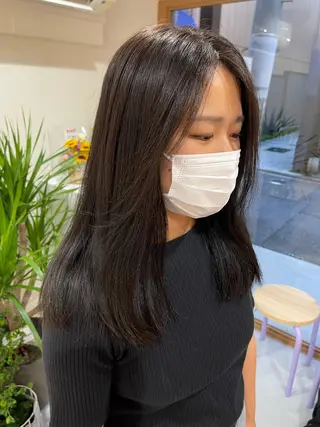 ミディアム カラー 中堀 遥のヘアスタイル