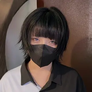 ショート ハッシュ・ウルフ🐺 小顔レイヤー松山直史のヘアスタイル