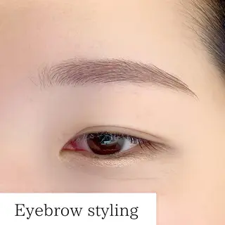 アイブロウ B’s Labo🌿 Fujisawaのマツエク・マツパデザイン