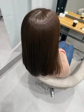 セミロング 必ず笑顔で帰っていた だきます！安田祐貴のヘアスタイル