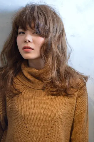 ミディアム パーマ 仁城 了祐のヘアスタイル