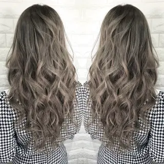 ロング バレイヤージュ ボブ🌈ナツヤのヘアスタイル