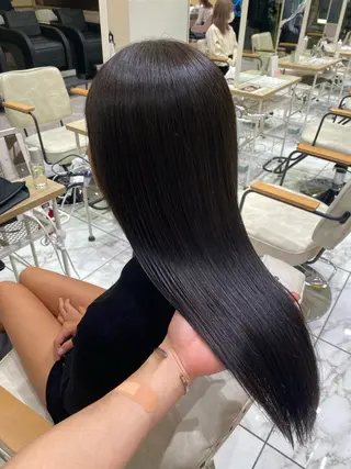 ロング カラー hina☺︎ 髪質改善/ストレートのヘアスタイル