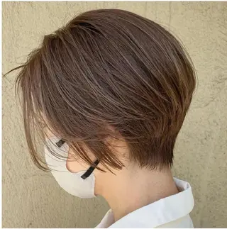ショート カラー LOOP 佐藤のヘアスタイル