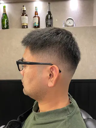 ショート メンズ SAKI SAKIのヘアスタイル