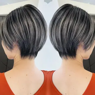 ショート H (エイチ) 烏丸御池店のヘアスタイル