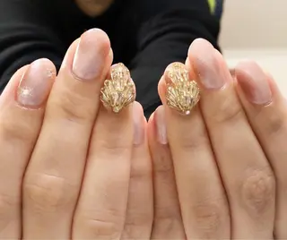 ネイル mano nella manoのネイルデザイン