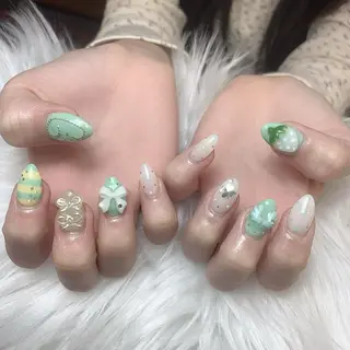 ネイル ヒユ ヒヨリのネイルデザイン
