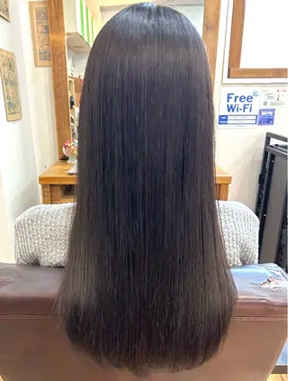 ロング コイエ カレンのヘアスタイル