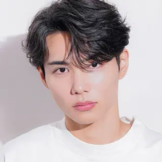 ショート メンズ メンズ特化 韓国/曲がる縮毛矯正のヘアスタイル