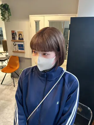 ミディアム カラー 薄暮 マツイ レンのヘアスタイル