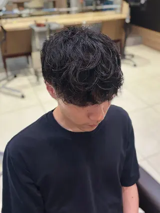 パーマ メンズ ブリーチ/パーマ 縮毛/レイヤーaoiのヘアスタイル