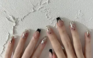 ネイル Theone栄店 伊藤のネイルデザイン