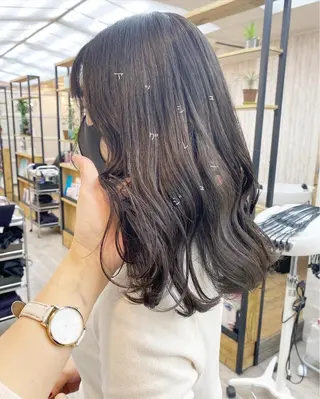 セミロング ☀️透明感color KURO☀️のヘアスタイル