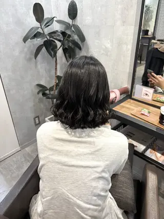 ショート カラー オオムラ メイの眉毛・アイブロウイメージ