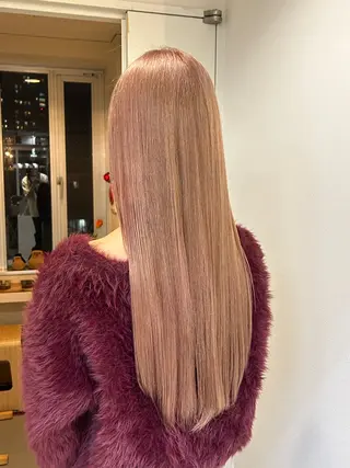 カラー UNBIRTHDAY所属・UNBIRTHDAY ゆづみのヘアスタイル