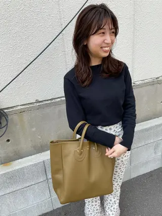 セミロング さの あやねのヘアスタイル