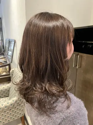 セミロング カラー 赤み消しカラー 🩵かりんのヘアスタイル
