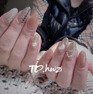 セミロング めぐみのネイルサロン スタッフ練習のネイルデザイン