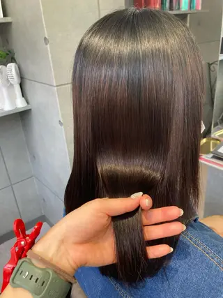 セミロング 髪質改善☺︎縮毛矯正 ふじい まりんのヘアスタイル