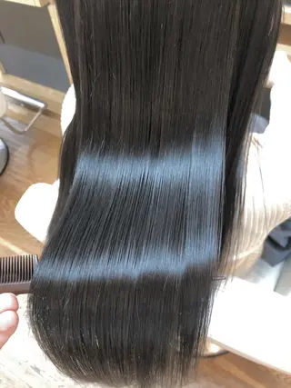 ロング テクニカルディレクタ ー葛西凌大のヘアスタイル
