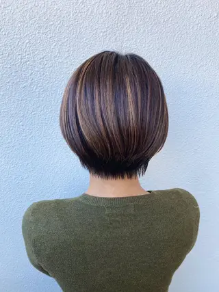 ショート カラー 髪質改善/艶カラー 🎀レイヤーカットのヘアスタイル