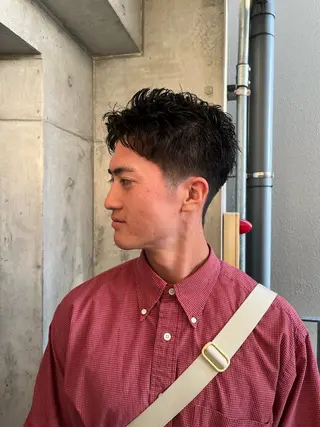 ショート パーマ メンズ 宮崎 恵多のヘアスタイル