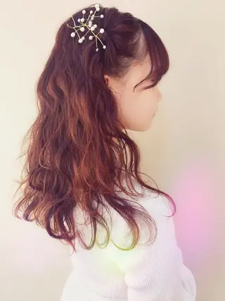 セミロング ヘアアレンジ ヘアメイク エンカレッジのヘアスタイル