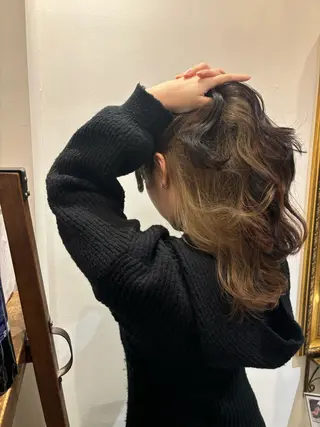 ロング 長内 もえのヘアスタイル