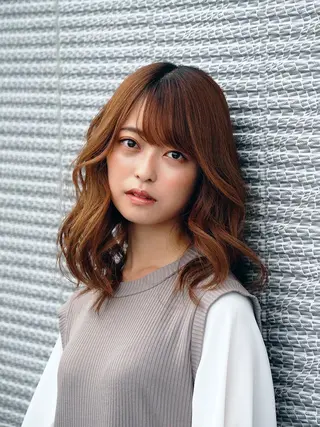 セミロング カラー 大人レイヤー& 透明感カラー💄のヘアスタイル