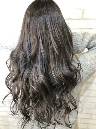 ミディアム 🦄コグレケンタピ ンクカラー🎨パーマのヘアスタイル