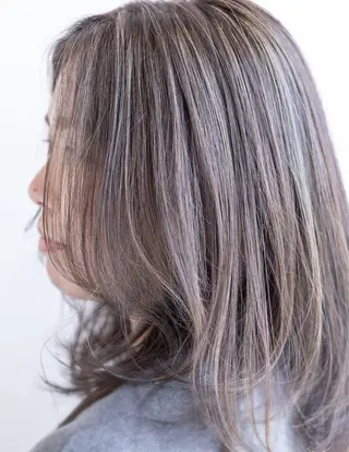 カラー 遠山 祐樹のヘアスタイル