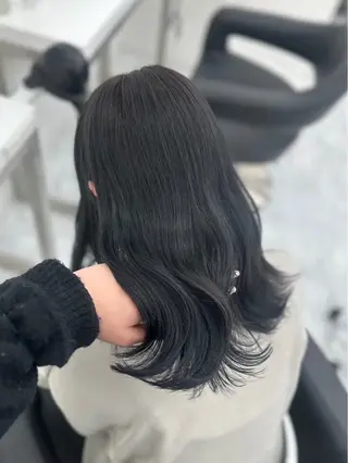 カラー 川邉 那月のヘアスタイル