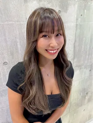 ロング 🍑🧋ハイトーン 暖色カラーlucaのヘアスタイル