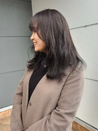 ミディアム SOLEIL所属・yuma/ブリーチ なし/暖色/透明感のヘアスタイル