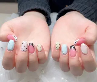 ネイル NiNa ビューティーサロン所属・Ni Naのネイルデザイン