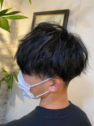 ショート カラー メンズ 長濱 俊のヘアスタイル