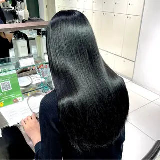 ロング レイヤー×艶髪🤎. 𝜗𝜚hitomiのヘアスタイル