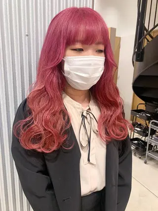 ロング カラー ヘアアレンジ yuka .のヘアスタイル