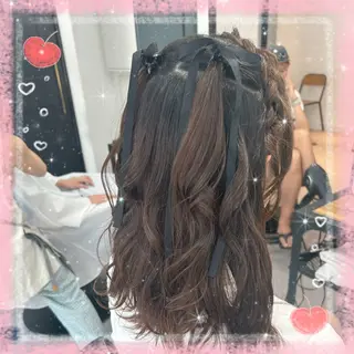 セミロング ヘアアレンジ 🎀オタク美容師艶髪 カラーERINA🎀のヘアスタイル