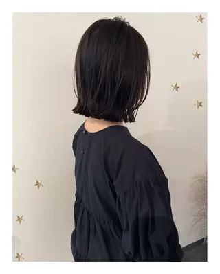 ミディアム カラー 市川 千夏のヘアスタイル